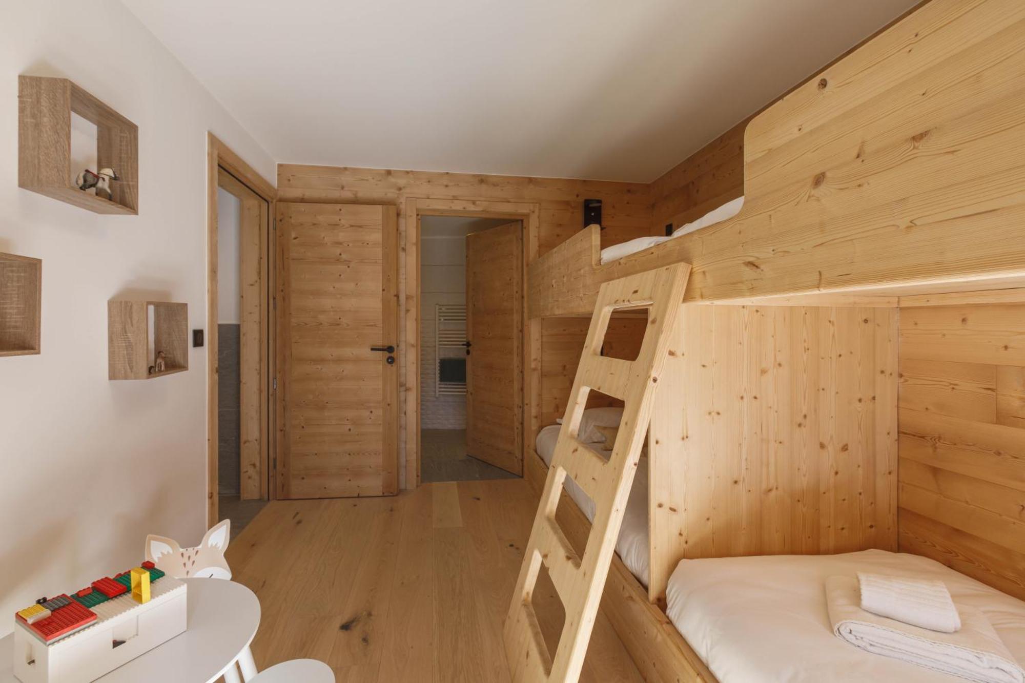 Bio Corti 12 Personnes Chalet